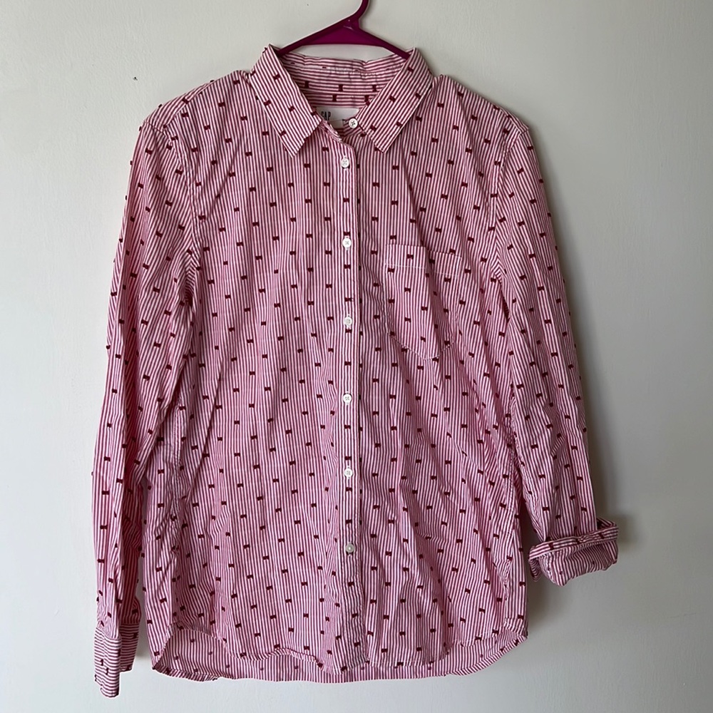 Gap Pink Button Up Shirt With Details Size L
